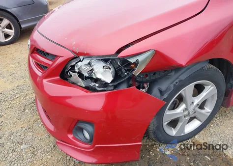 2011 Toyota Corolla S z USA, uszkodzony, nr VIN 2T1BU4EE6BC598323